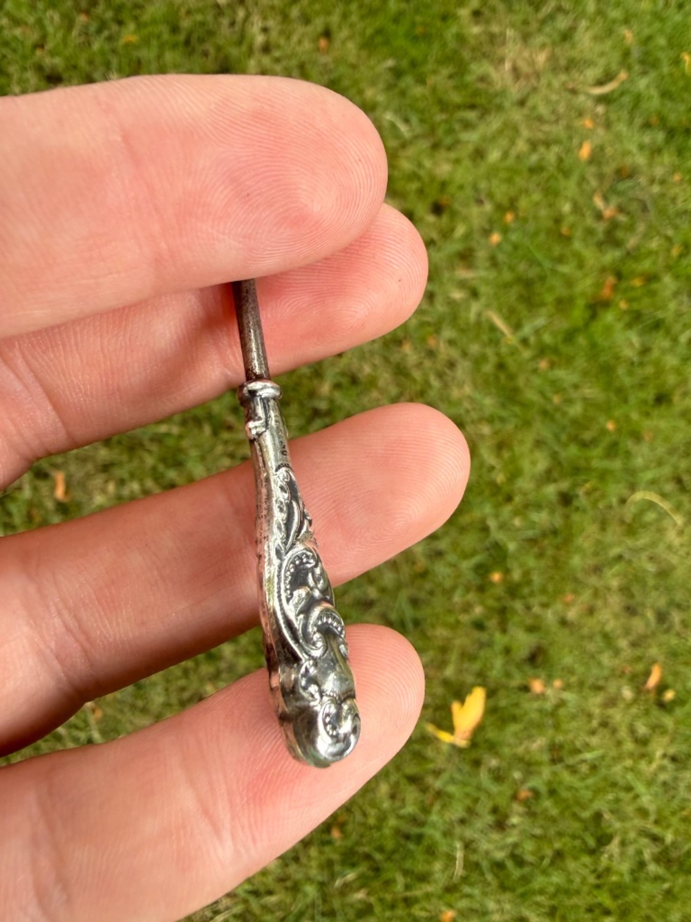 Antique Sterling Silver Art Nouveau Victorian Sewing Button Clothing Hook Ornate - Picture 4 of 10